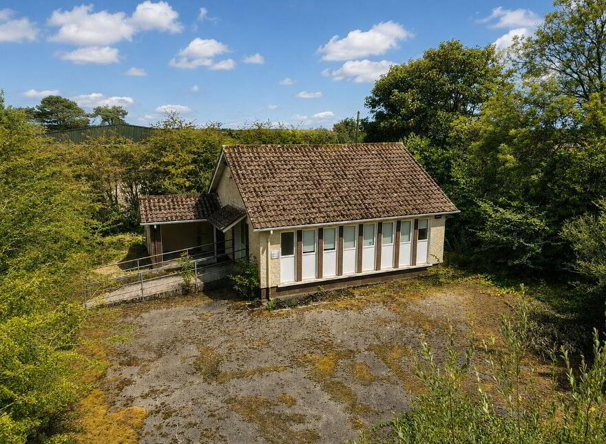 Former Bree Health Centre, Clonroche, Y21CD76 photo