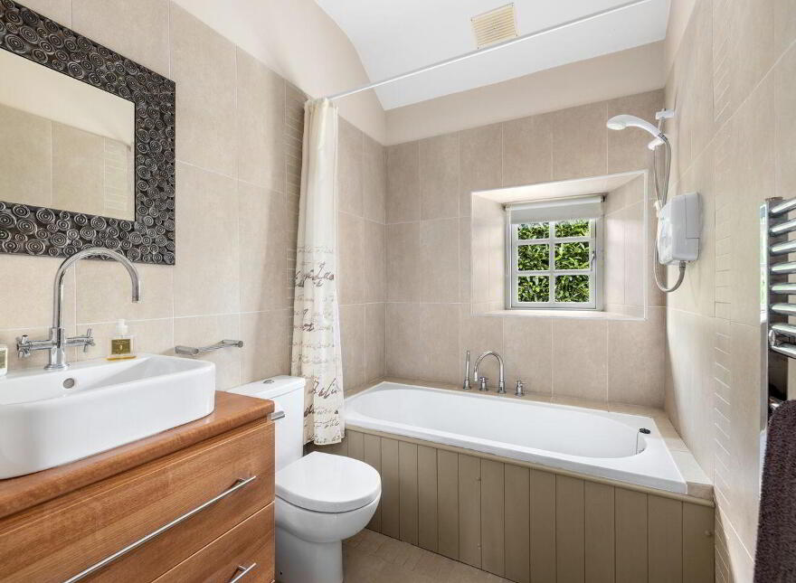 Tanglewood, Ballard Lower, Kilbride, A67WV77