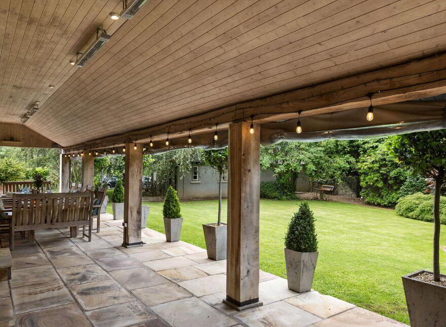Tanglewood, Ballard Lower, Kilbride, A67WV77