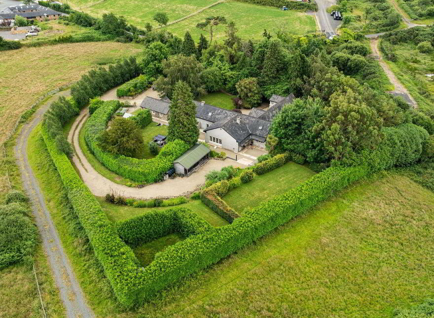 Tanglewood, Ballard Lower, Kilbride, A67WV77