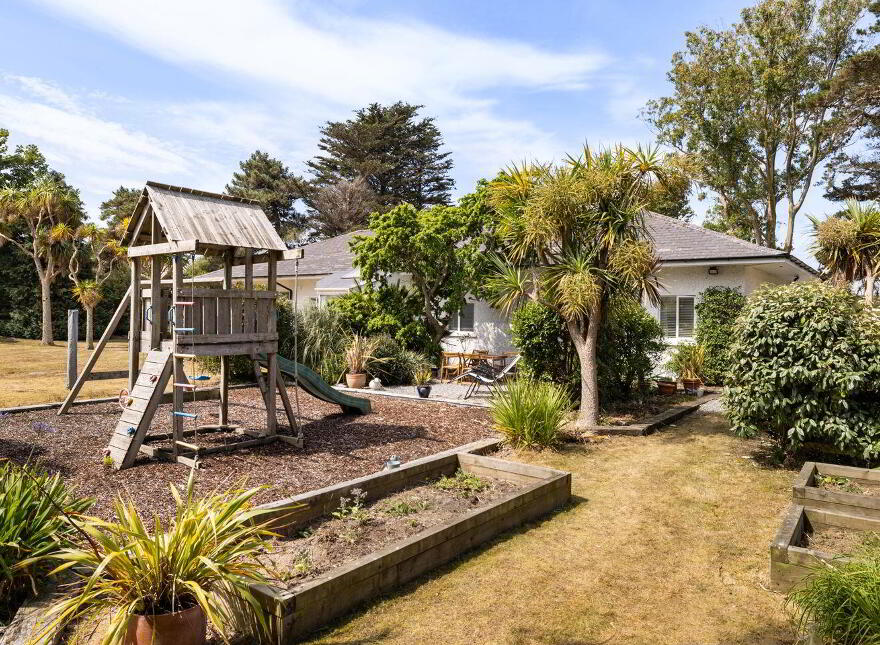 Roselli, Cornagower, Brittas Bay, A67XE37