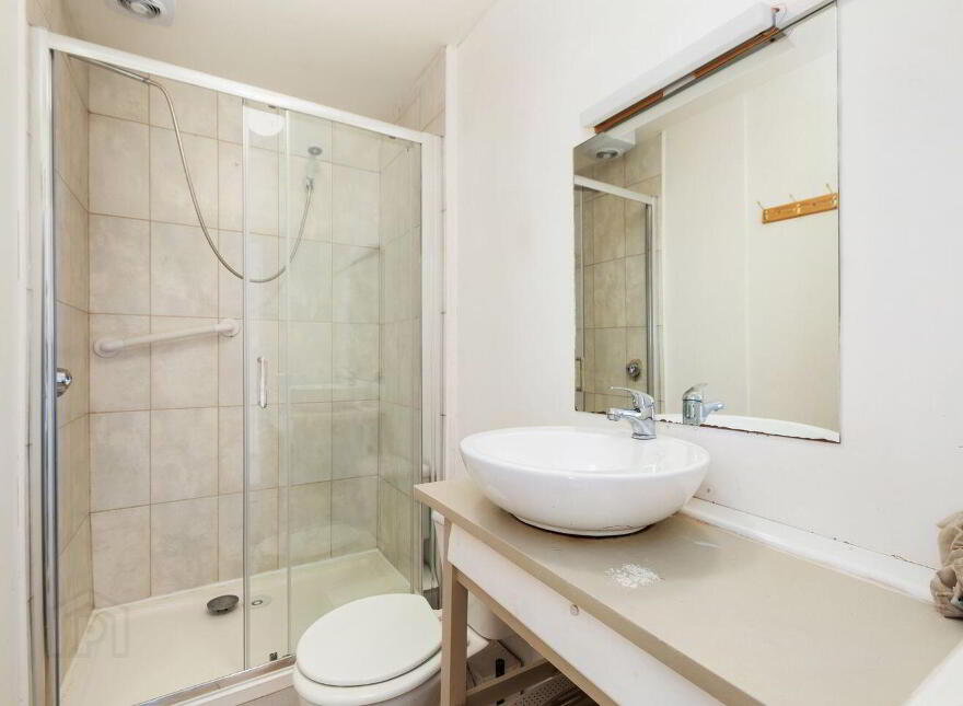 Leitrim Lodge, Bachelor's Walk, Wicklow Town, A67E244