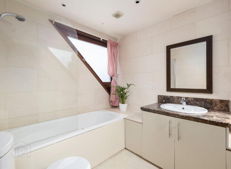 Copper Hill, 7 Rathmichael Haven, Rathmichael, D18A0E1