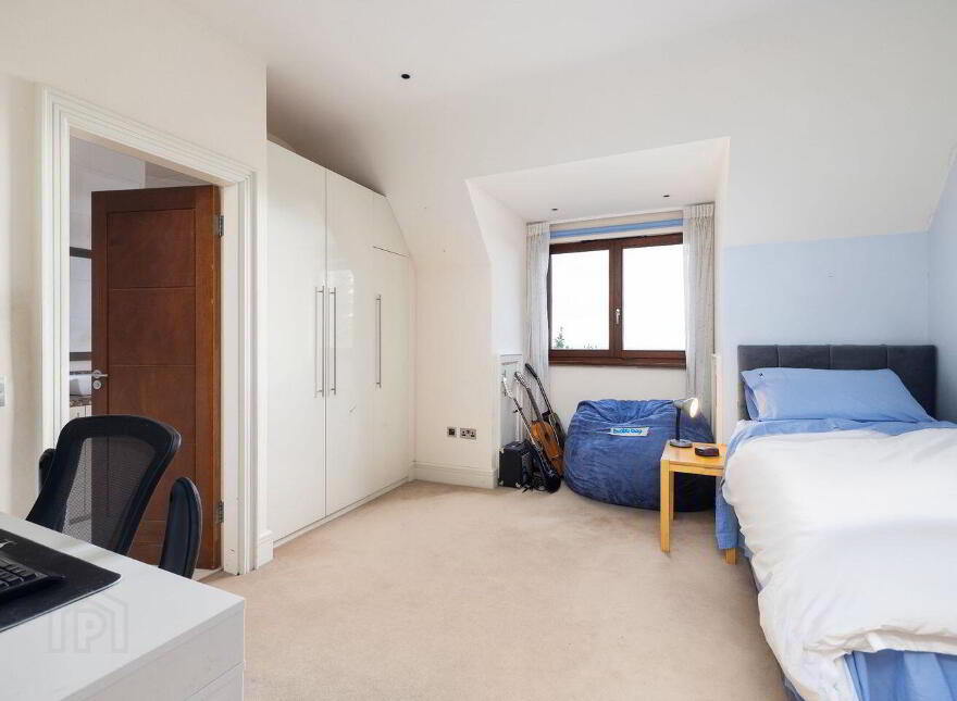 Copper Hill, 7 Rathmichael Haven, Rathmichael, D18A0E1