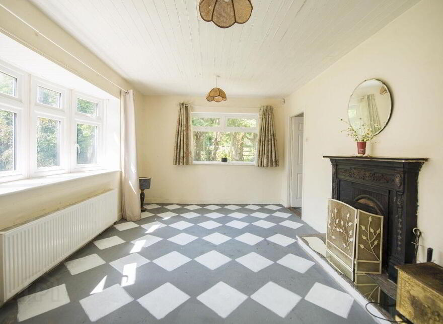 Lavender Cottage, Quill Road, Kilmacanogue, A98KN81