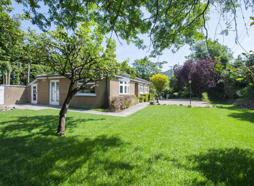 Lavender Cottage, Quill Road, Kilmacanogue, A98KN81