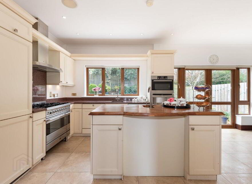 15 Rocky Valley Crescent, Kilmacanogue, A98PK49