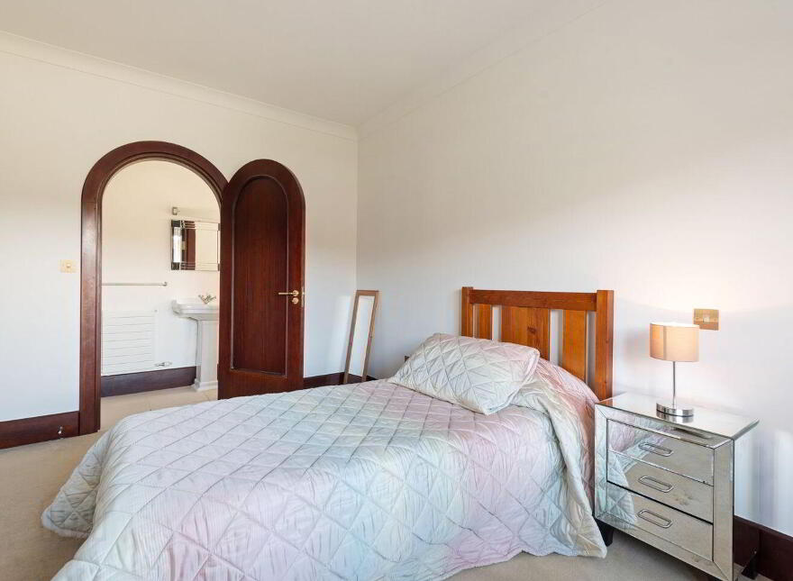 15 Rocky Valley Crescent, Kilmacanogue, A98PK49
