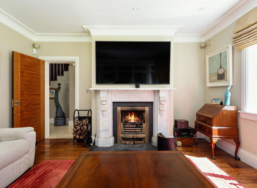 Hazeldene, Falls Road, Shankill, Shankill, D18W3C2