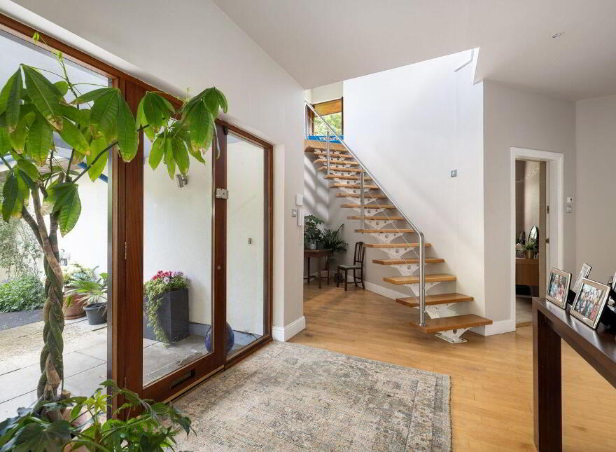 La Rochelle, Ferndale Road, Rathmichael, D18K3C6
