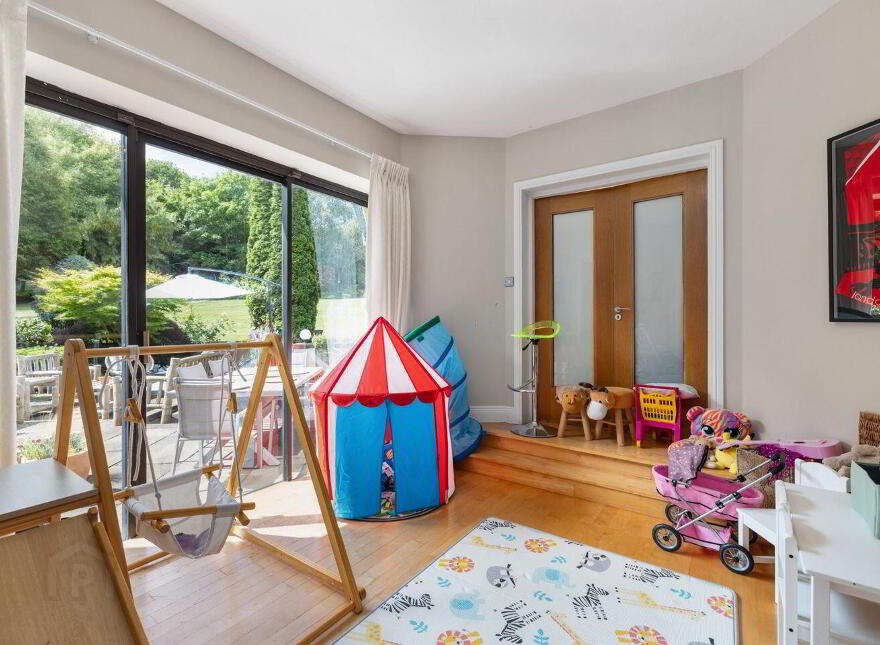 La Rochelle, Ferndale Road, Rathmichael, D18K3C6