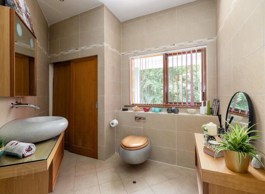 La Rochelle, Ferndale Road, Rathmichael, D18K3C6