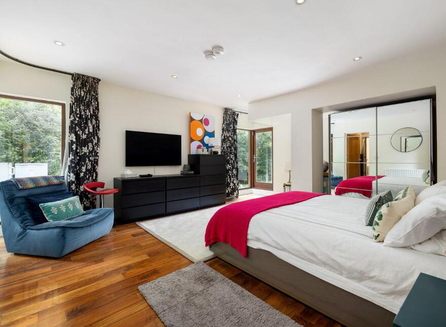 La Rochelle, Ferndale Road, Rathmichael, D18K3C6