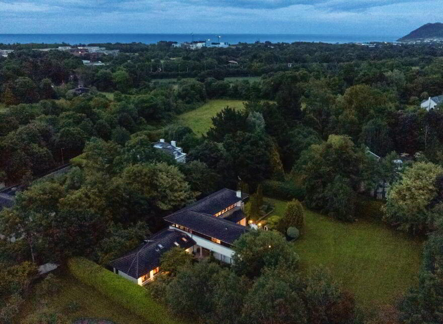La Rochelle, Ferndale Road, Rathmichael, D18K3C6