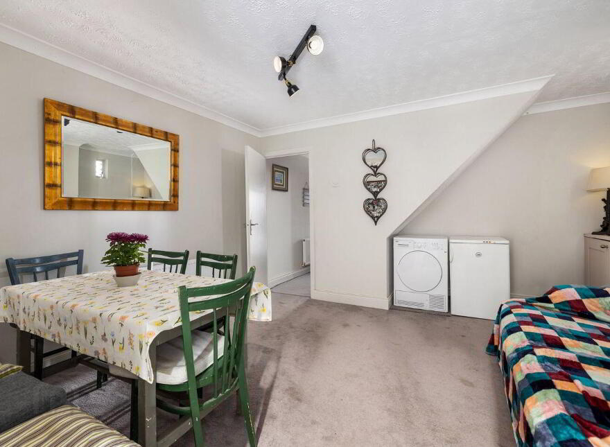 5 Brabazon Cottages, Bray, A98P046