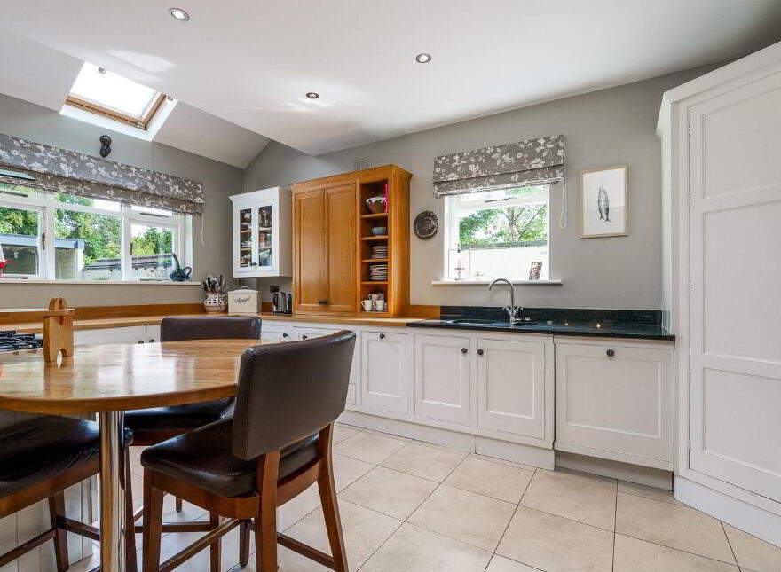 10 Kentfield, Shankill, Shankill, D18KX02