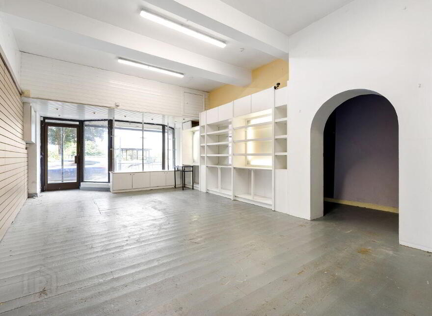 2 Church Building, Main Street, Arklow, Y14E778