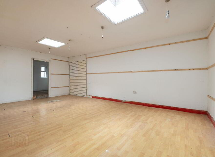2 Church Building, Main Street, Arklow, Y14E778