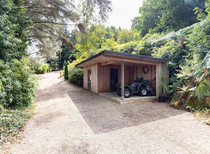 Rowan Lodge, Kilcashel, Avoca, Y14RR24