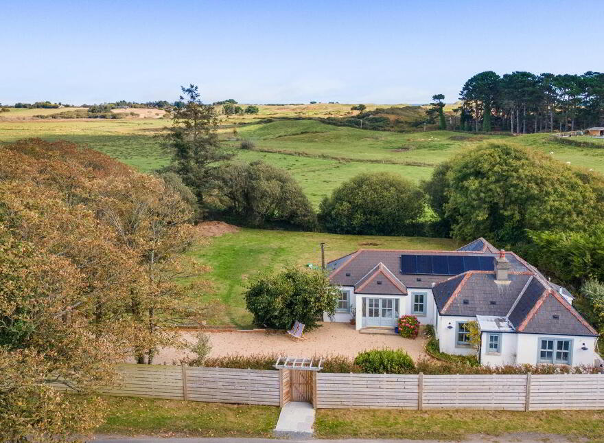 Sallymount Cottage, Sallymount, Brittas Bay, A67V972