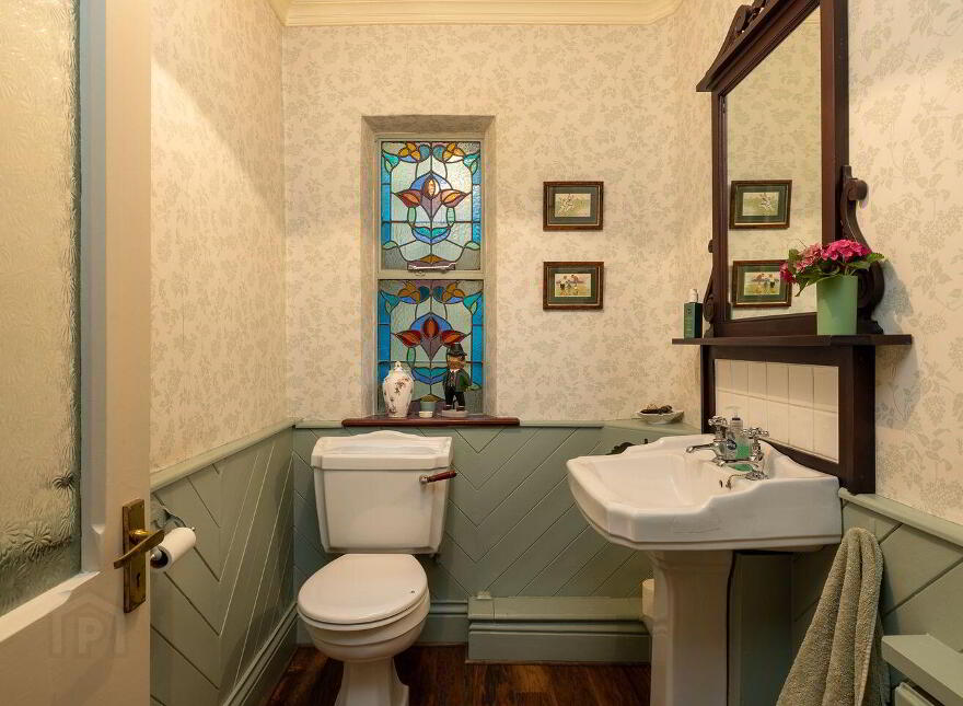 Ashley Lodge, Riverchapel, Riverchapel, Y25YX09