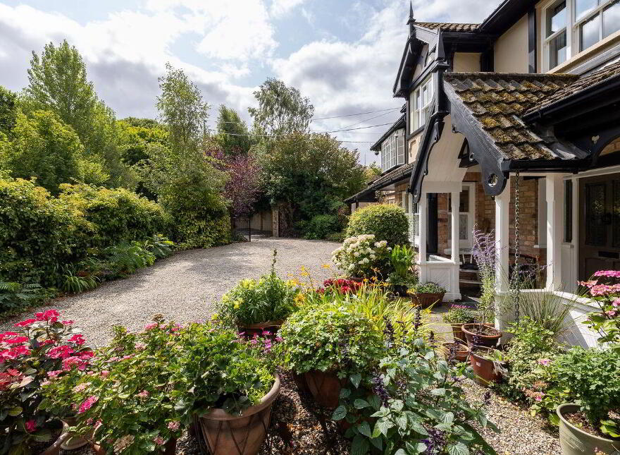 Ashley Lodge, Riverchapel, Riverchapel, Y25YX09