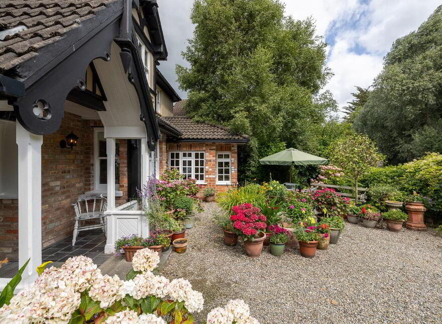 Ashley Lodge, Riverchapel, Riverchapel, Y25YX09