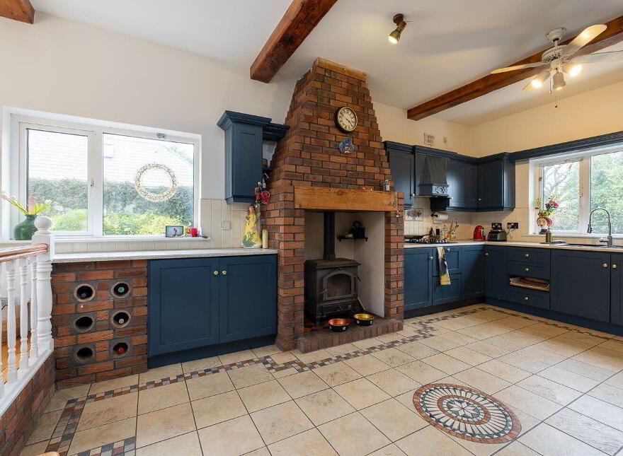 The Oak Tree, Newtown, Ferns, Y21W2V0