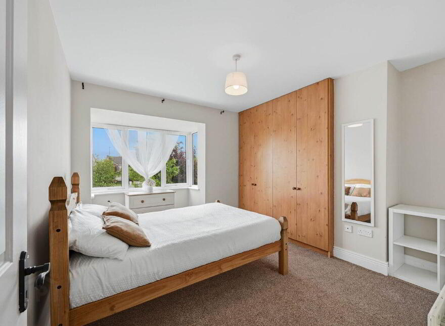 8 Grattan Court, Carnew Road, Gorey, Y25H512