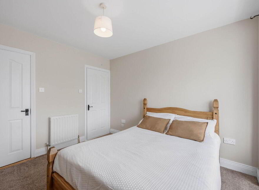 8 Grattan Court, Carnew Road, Gorey, Y25H512