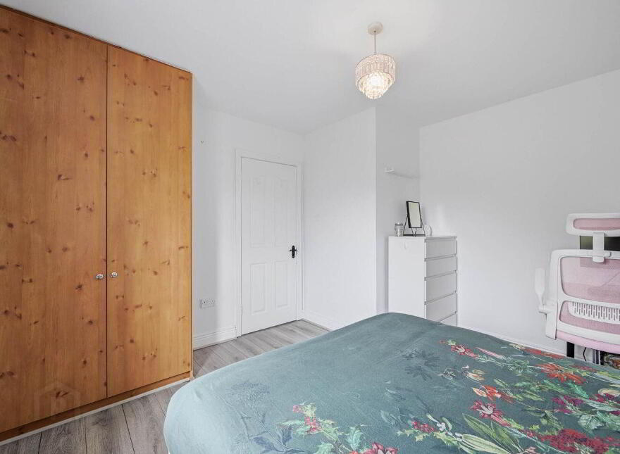 8 Grattan Court, Carnew Road, Gorey, Y25H512