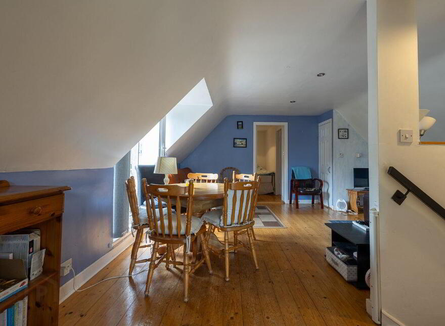 Moss Cottage, Hospital Hill, Bunclody, Y21N884