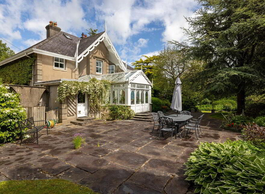 Moss Cottage, Hospital Hill, Bunclody, Y21N884