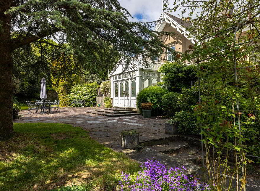 Moss Cottage, Hospital Hill, Bunclody, Y21N884