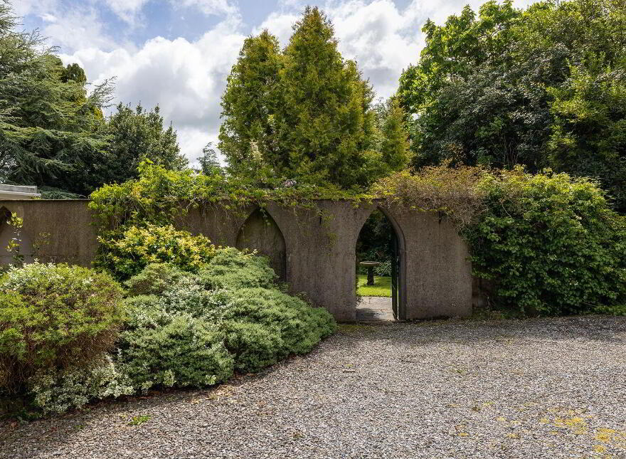 Moss Cottage, Hospital Hill, Bunclody, Y21N884