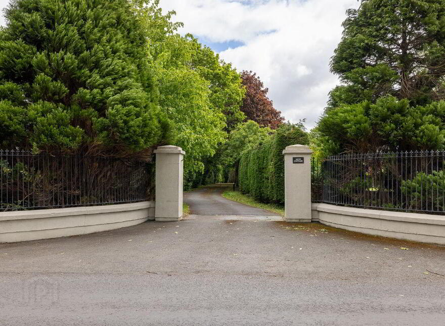 Moss Cottage, Hospital Hill, Bunclody, Y21N884