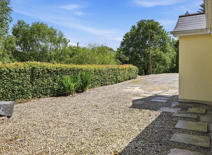 North, Ridge, Killacloran, Aughrim, Y14DH92