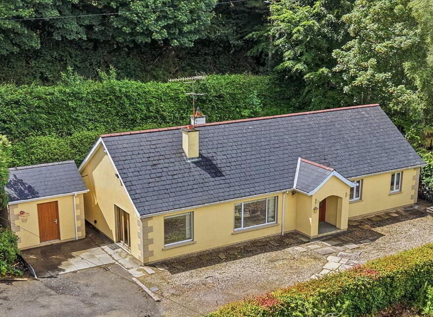 North, Ridge, Killacloran, Aughrim, Y14DH92