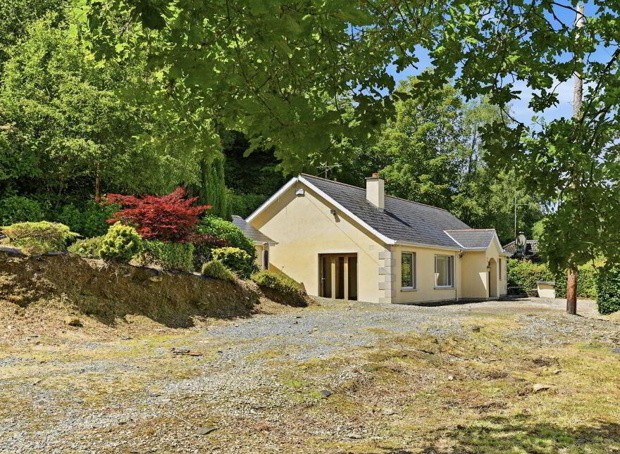 North, Ridge, Killacloran, Aughrim, Y14DH92