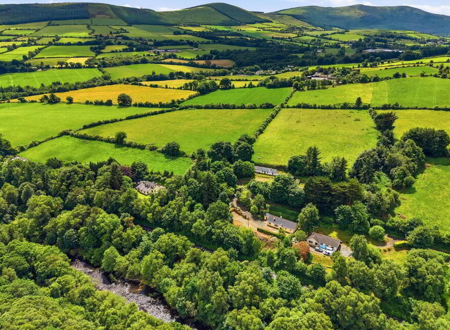 North, Ridge, Killacloran, Aughrim, Y14DH92