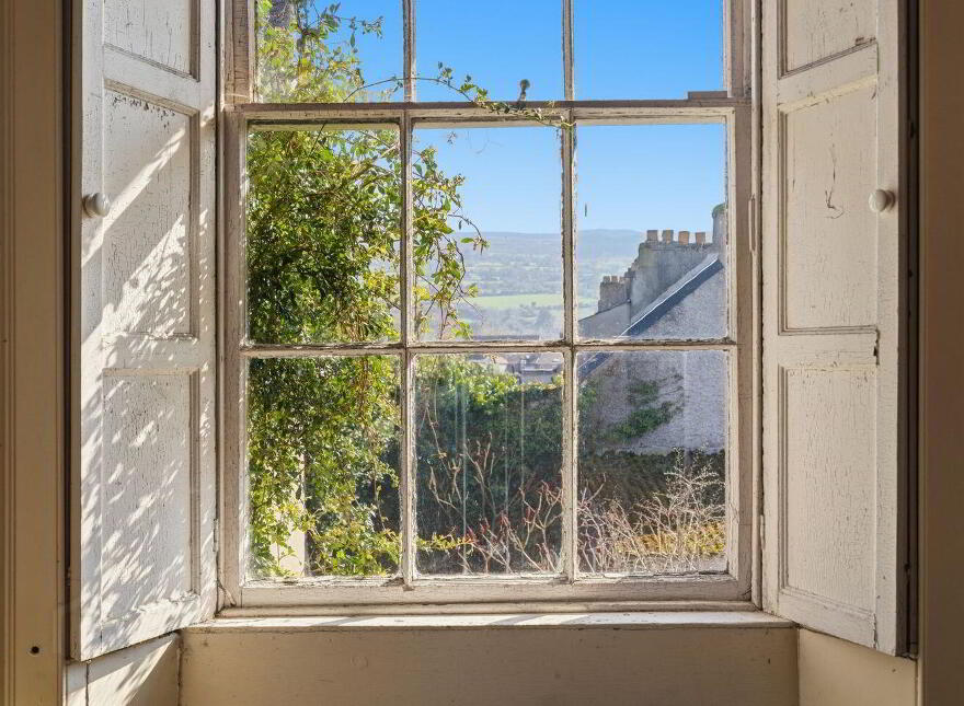 The Lodge, O'Neill Street, Clonmel, E91H028