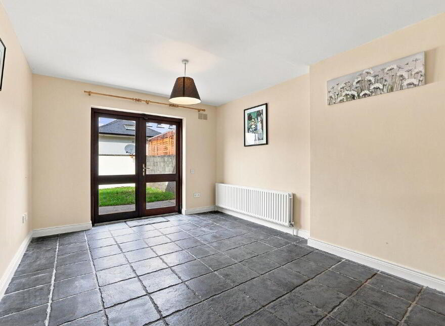 9 Saint Stephen's Grove, Irishtown Upper, Clonmel, E91ER02