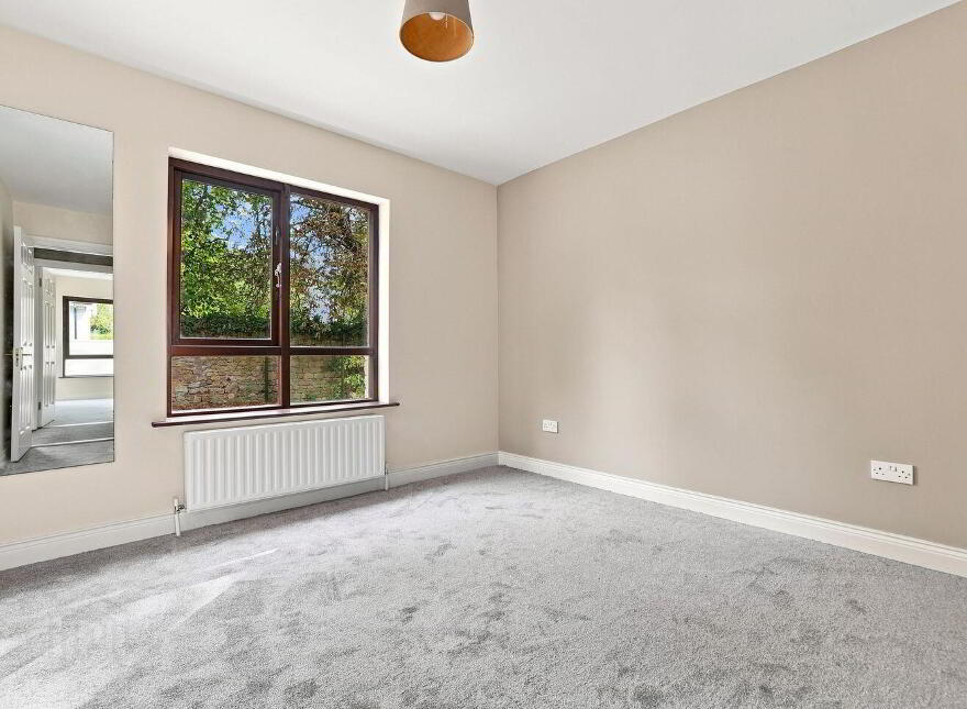 9 Saint Stephen's Grove, Irishtown Upper, Clonmel, E91ER02