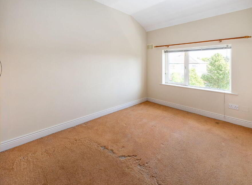 3 Parkside View, Off Nephin Road, Navan Road, Dublin 7, D07EY68