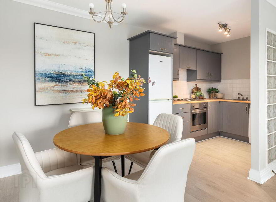 68 Hampton Square, Navan Road, Dublin 7, D07HC8C