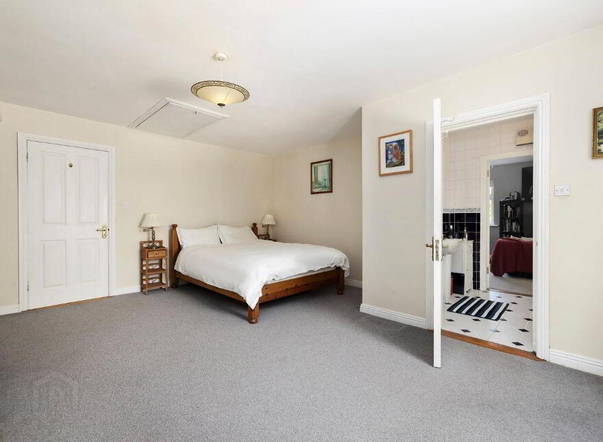 Papion, Erskine Avenue, The Burnaby, Greystones, A63AV88