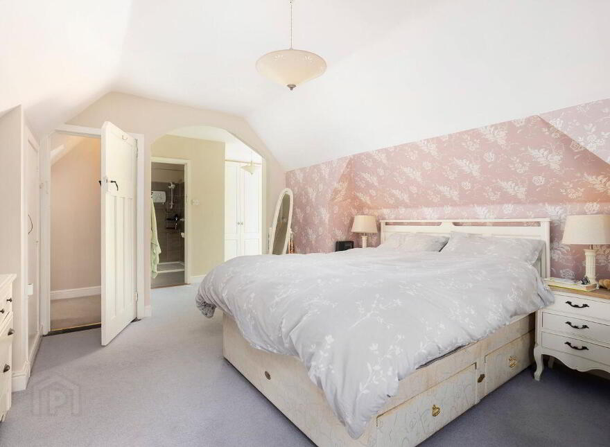 Papion, Erskine Avenue, The Burnaby, Greystones, A63AV88