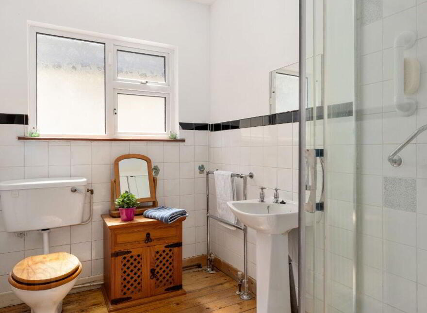 Hadley Rille, Kimberley Road, Greystones, A63RX74