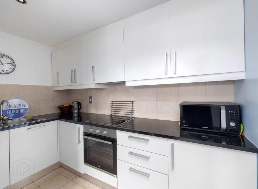 243 The Compass, Seabourne View, Greystones, A63CC61