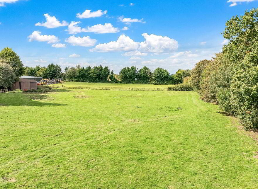 Belgree House, On Approx, 1.67 Hec (4, 12 Acres), Kilmartin Lane, Hollystown, D15W9R9